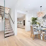 Pavilion Mews Knightsbridge House