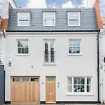 Pavilion Mews Knightsbridge House
